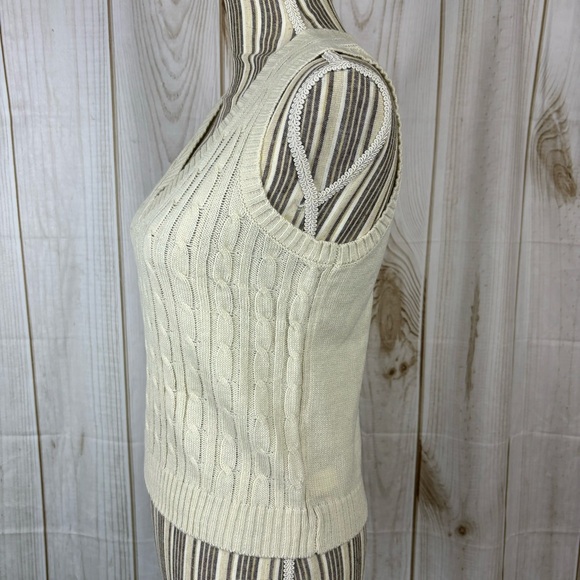 Belle du Jour Sweater Vest Cable Knit Sleeveless V-Neck White Size Medium - Picture 2 of 9